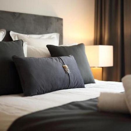 Fivos Luxury Suite Atenas Exterior foto